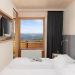 فندق Falkensteiner Family Sonnenalpe 4*
