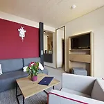 Falkensteiner Family Sonnenalpe 호텔 조넨알페 나스펠트