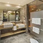 فندق Falkensteiner Family Sonnenalpe 4*