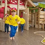호텔 Falkensteiner Family Sonnenalpe 4*