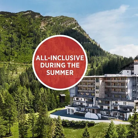 Отель Falkensteiner Family Sonnenalpe 4*