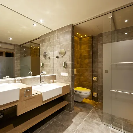 Falkensteiner Family Sonnenalpe Отель 4*