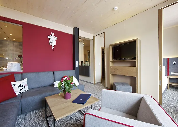 Falkensteiner Family Sonnenalpe Отель Зонненальпе-Насфельд