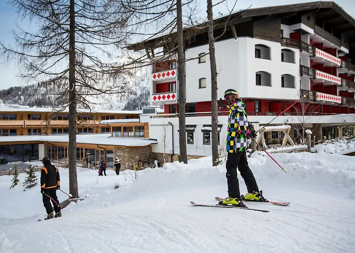 Falkensteiner Family Sonnenalpe Отель Зонненальпе-Насфельд