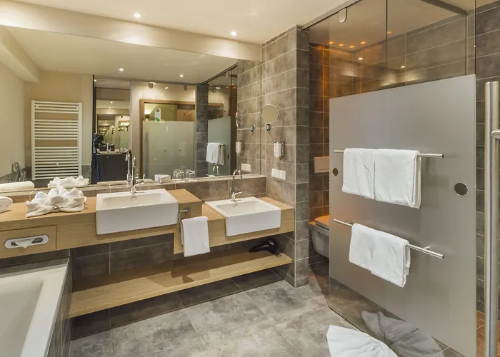 Отель Falkensteiner Family Sonnenalpe 4*