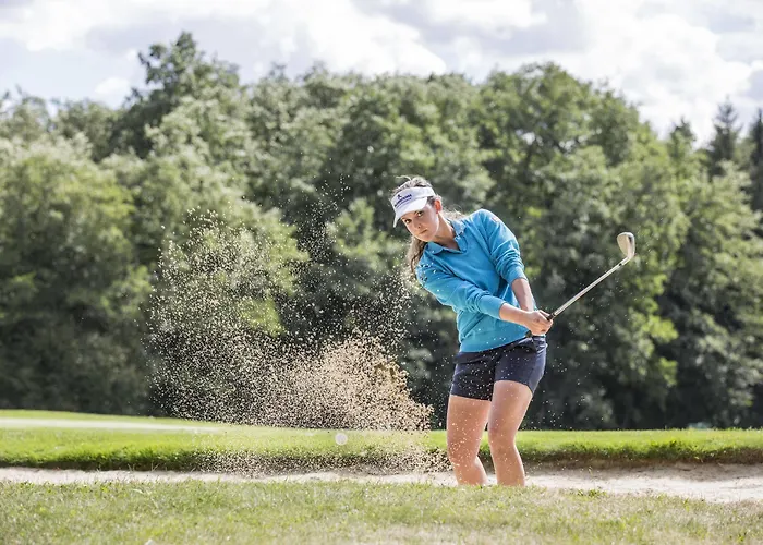 Отель Falkensteiner Family Sonnenalpe Зонненальпе-Насфельд